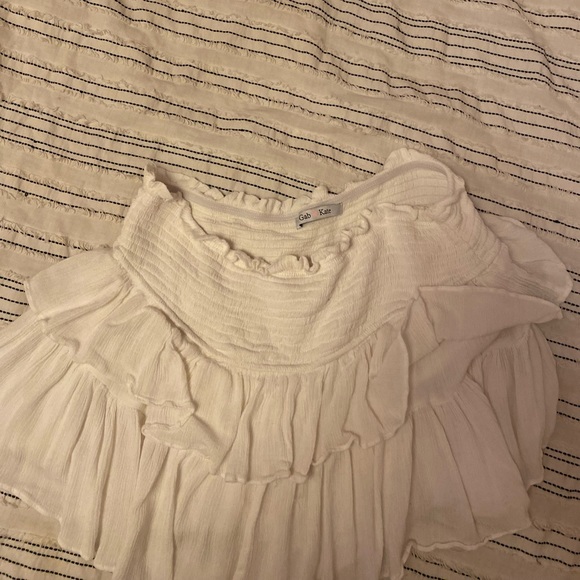 Dresses & Skirts - White gab and Kate skirt